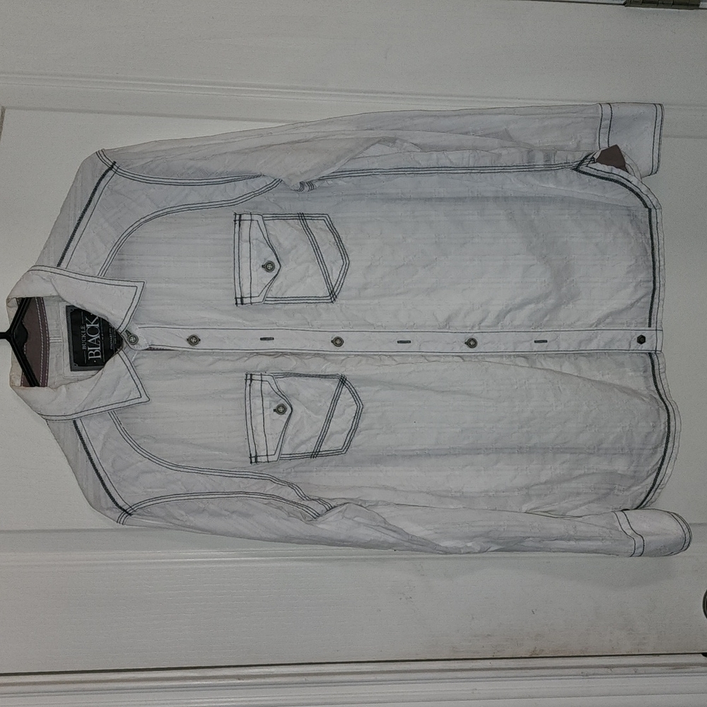 Buckle Black. MD Casual buttoned down shirt
